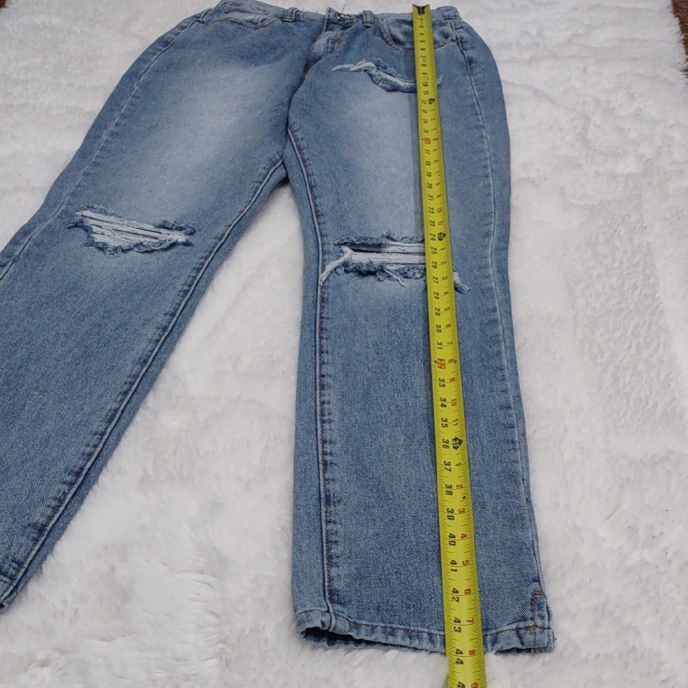 MISSGUIDED Classic Blue Distressed Women's Jeans - Picture 10 of 17